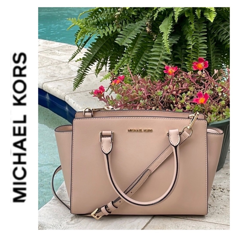 Michael Kors Selma Crossbody/Satchel in “Blush” w/Gold-Toned Hardware (NWT)